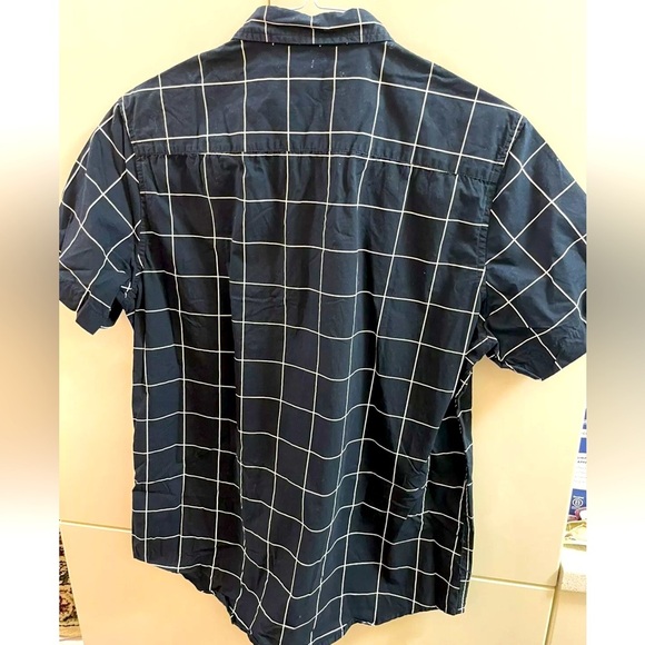 21 Men An American Brand Navy Button up Shirt Size L - Picture 4 of 4